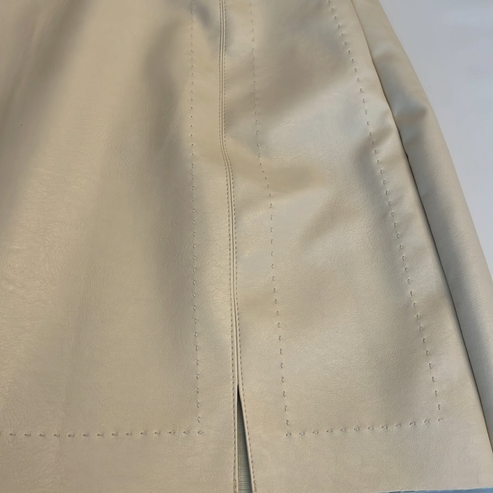 FRANCESCA’S ALYA faux Leather /vegan Leather mini skirt size S NWT side zipper - Picture 10 of 16